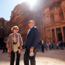 4. mars: Kongeparet avslutter statsbesøket til Jordan i den historiske byen Petra. Foto: Heiko Junge, NTB scanpix